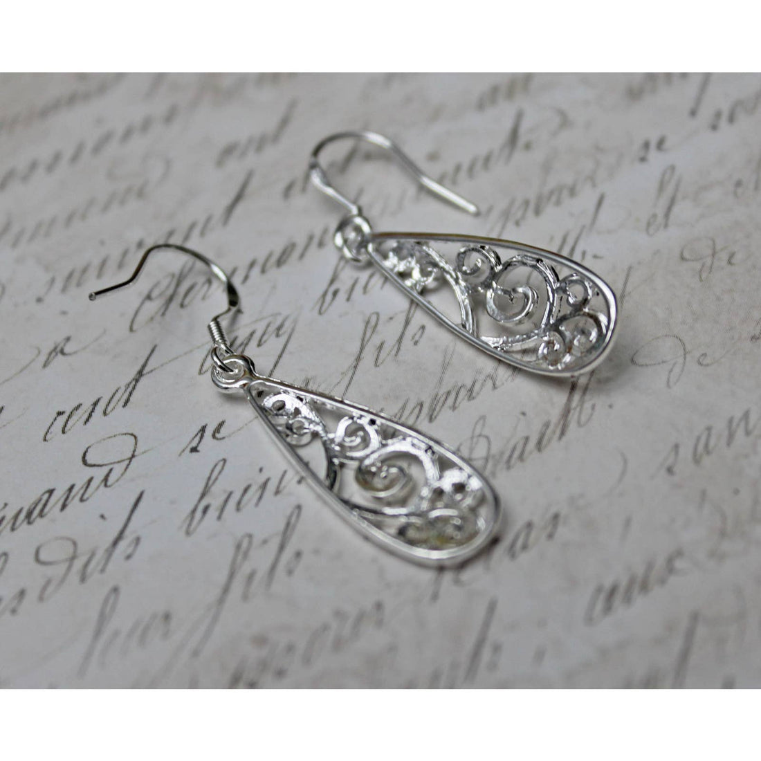 Sterling Silver Cut Out Drop Earrings E78