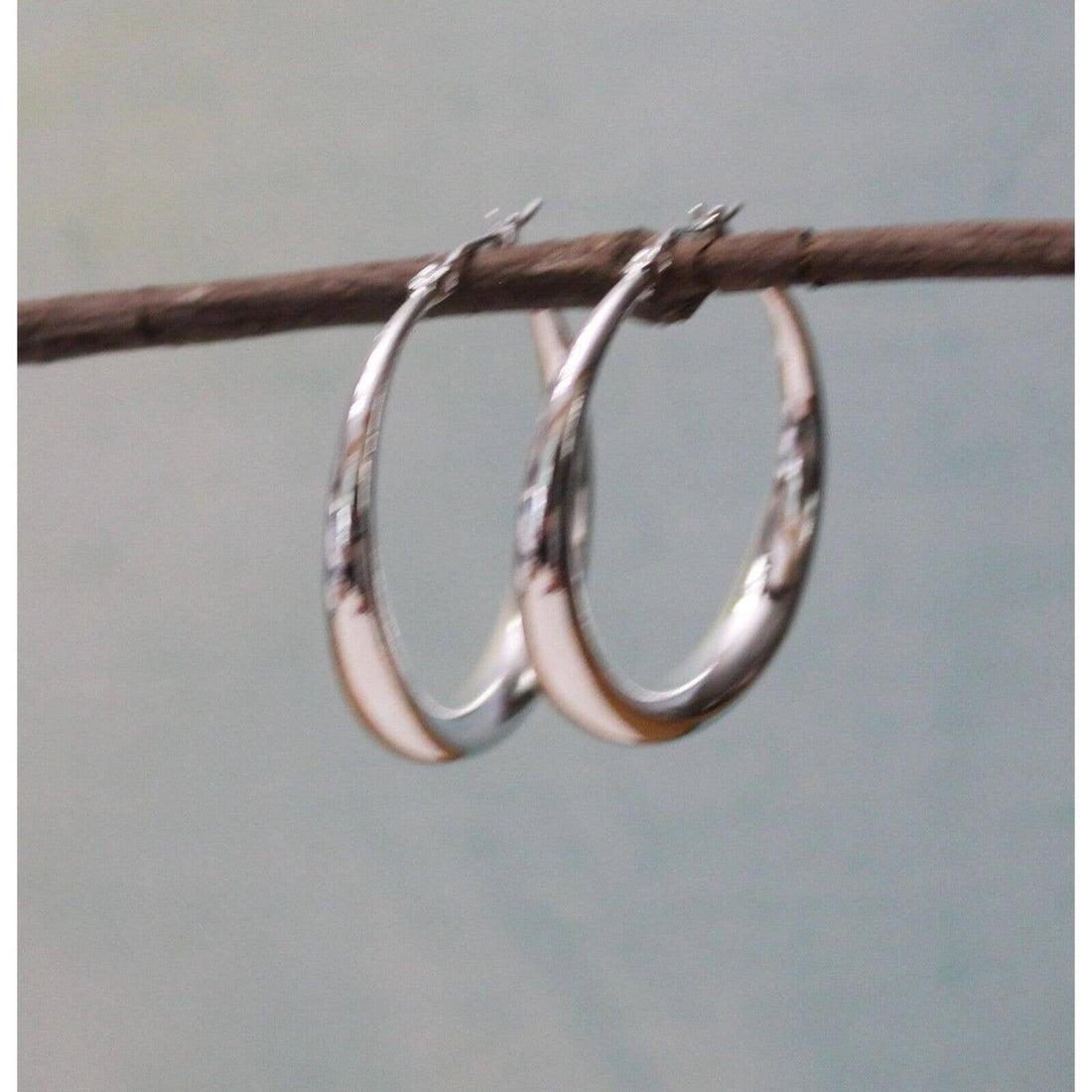 New Sterling Silver Hoop Earrings 1.25 Inches  E76