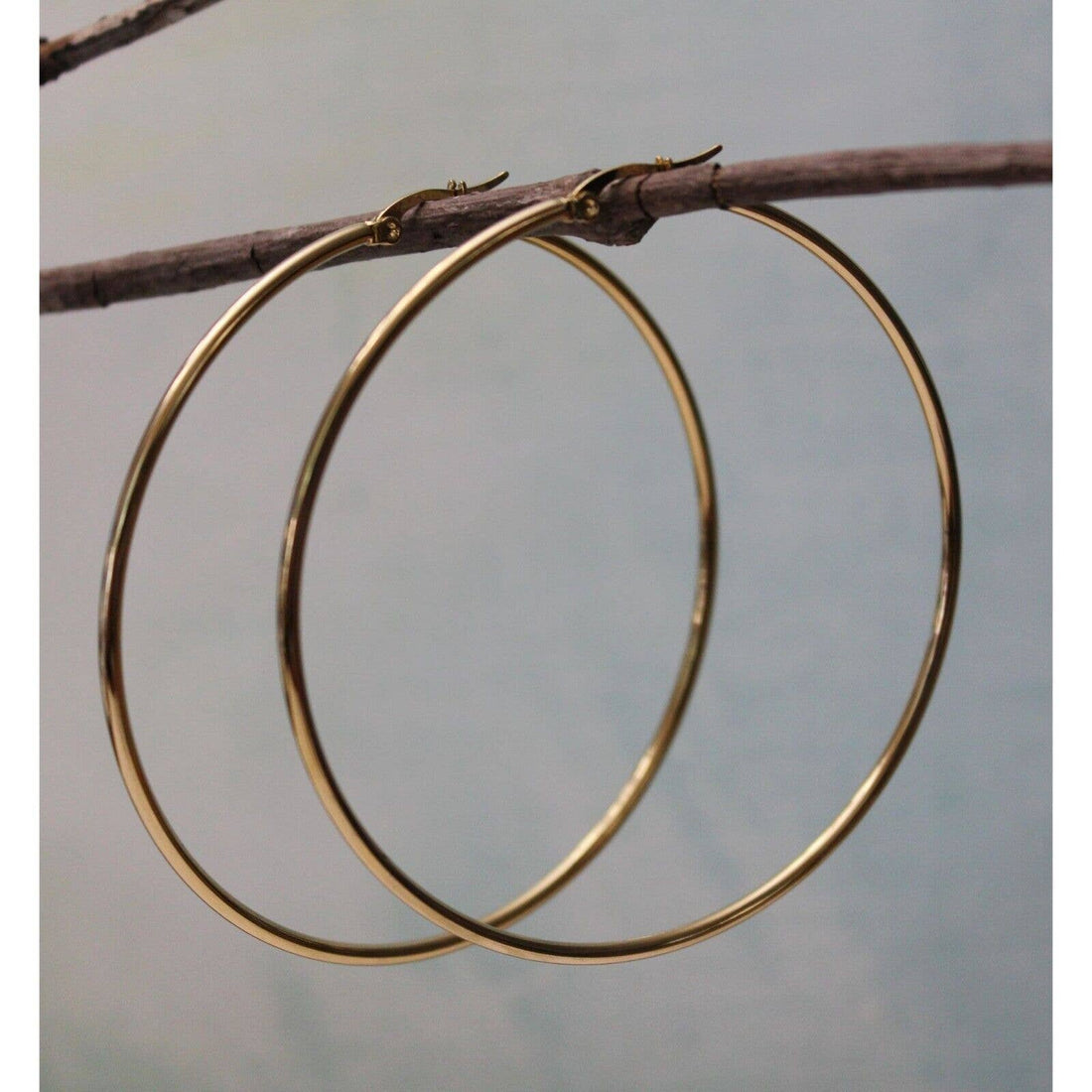 New Gold Tone Extra Large Hoop Earrings E82