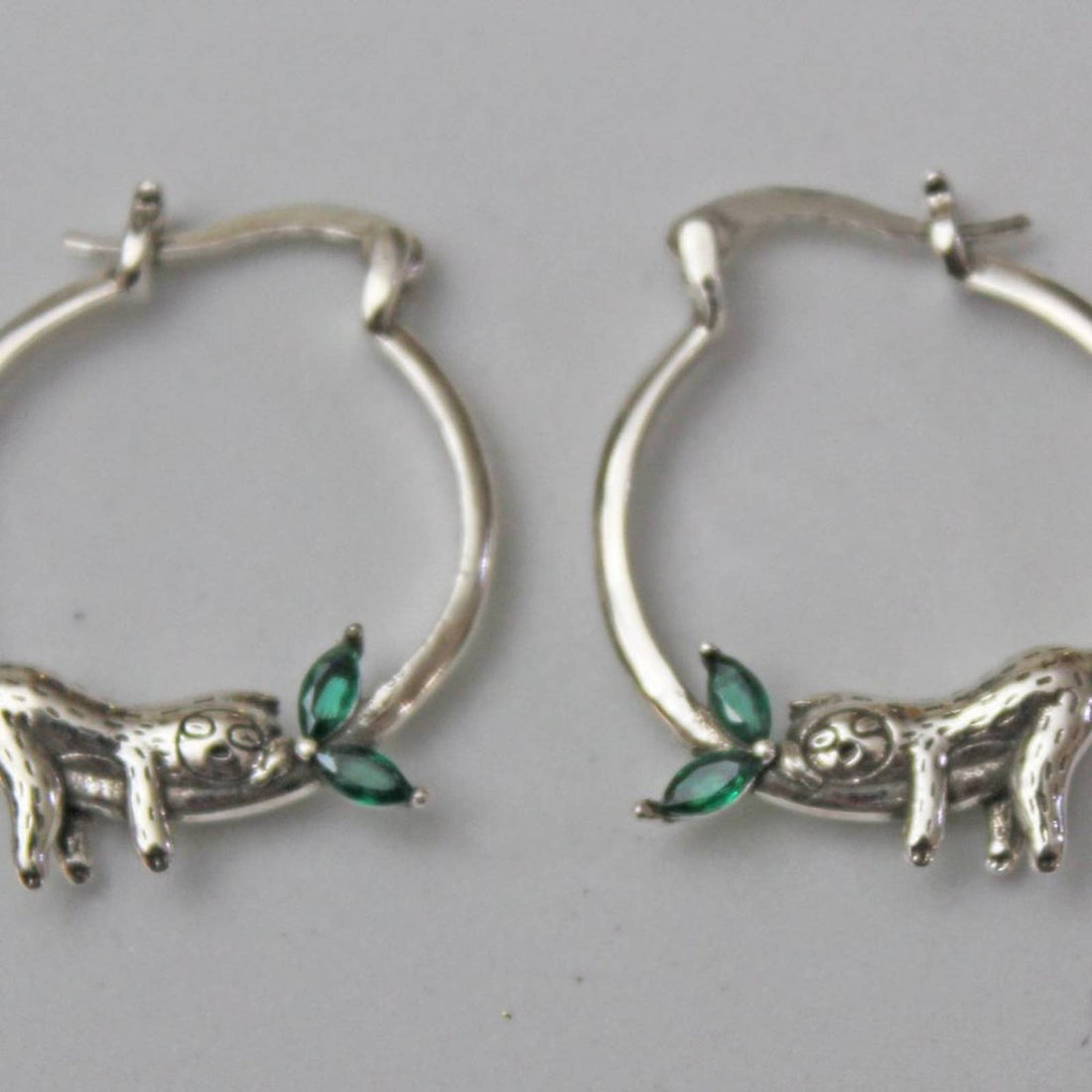 New Sleeping Sloth 925 Sterling Silver Hoop Earrings  E44