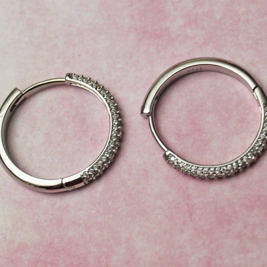 New Silver 925 Hoop Earrings with Clear Crystals  E27