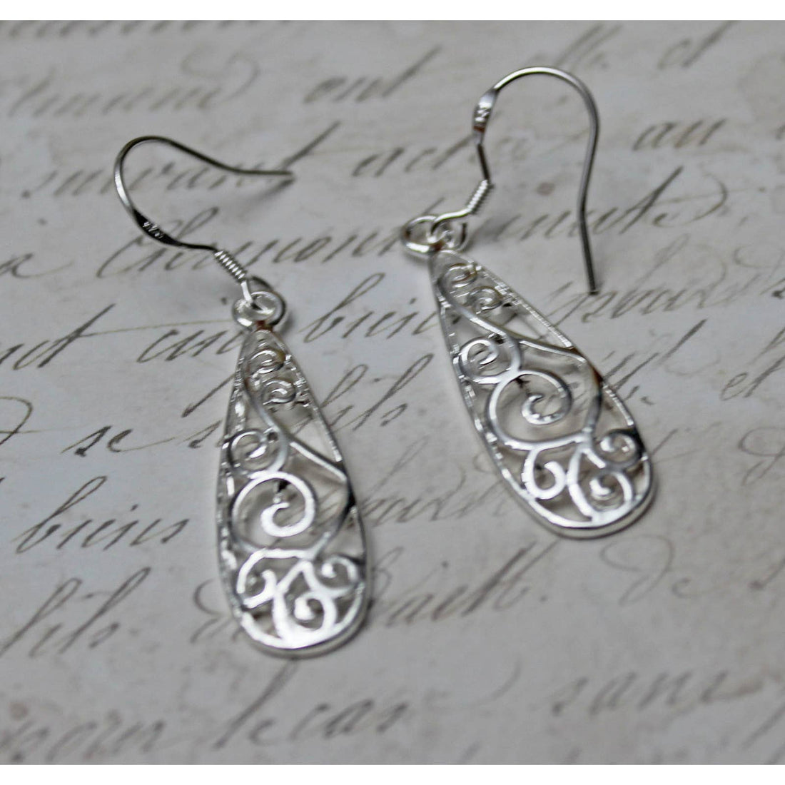 Sterling Silver Cut Out Drop Earrings E78